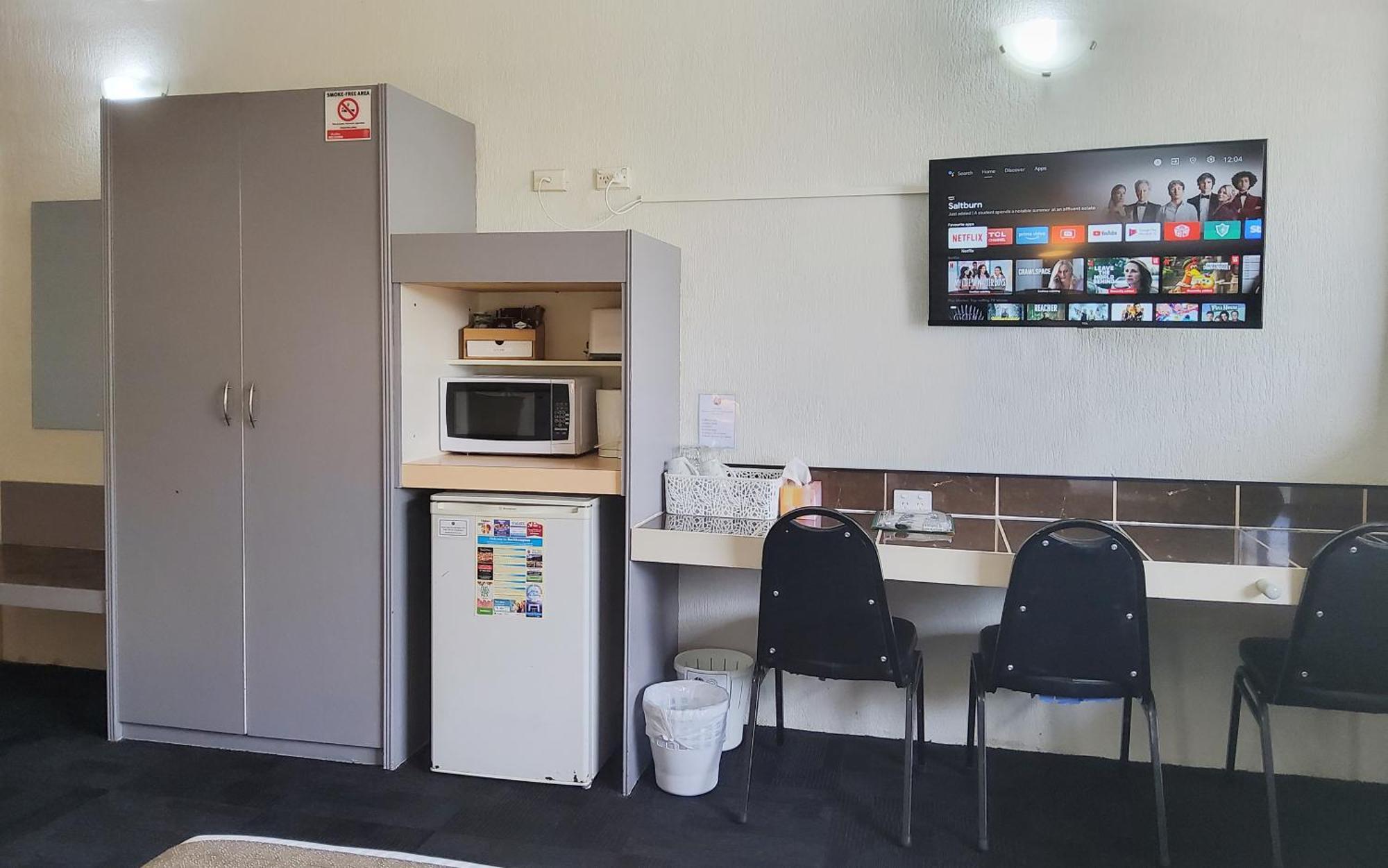 Archer Park Motel Rockhampton Room photo