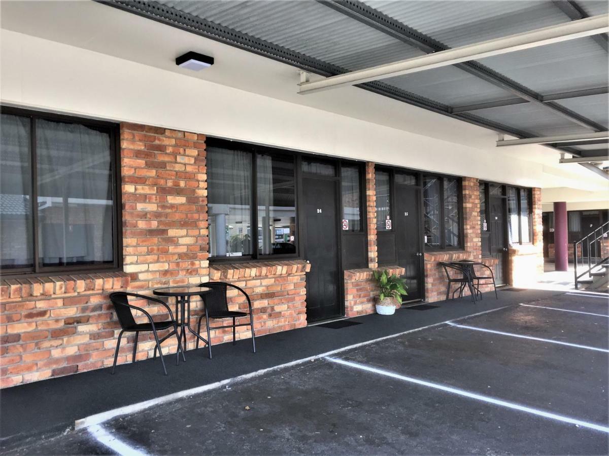 Archer Park Motel Rockhampton Exterior photo